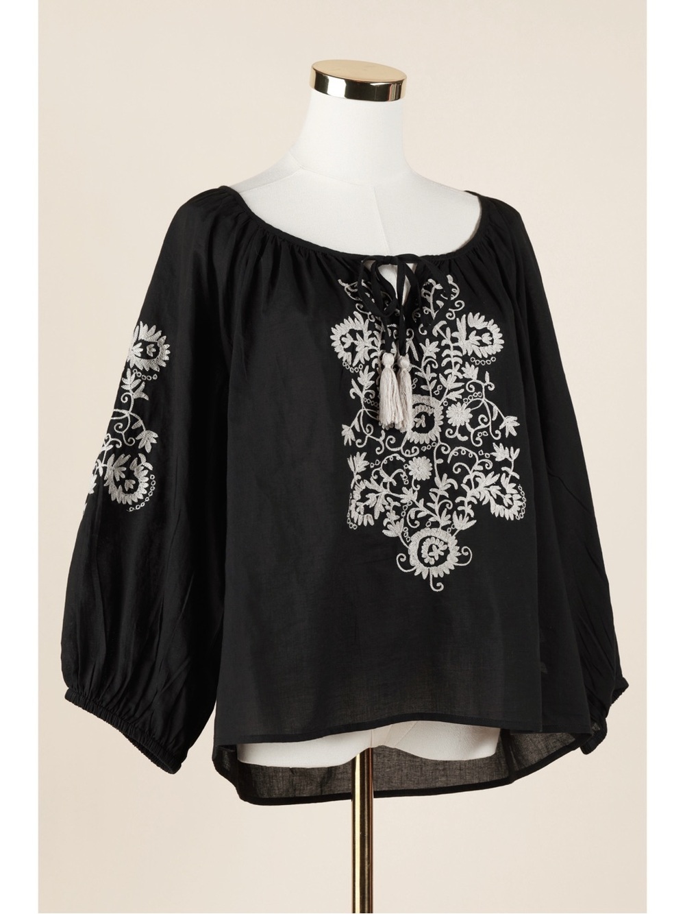 Sz L Karen Kane ‘Desert Sage’ Black Floral Embroidered Boho Blouse NWT
